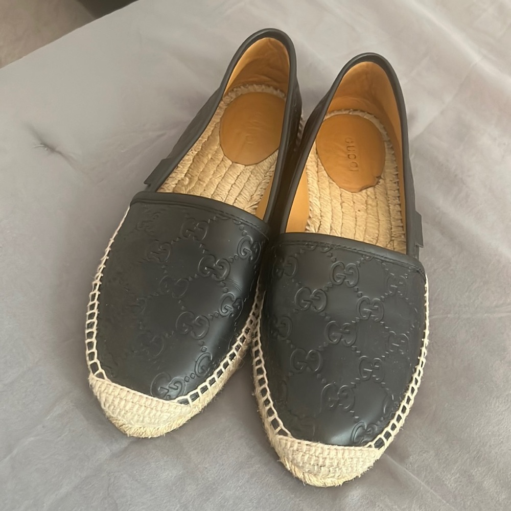 Barely worn Gucci espadrilles
